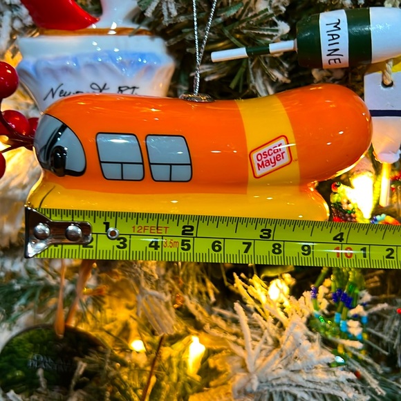 NWT Oscar Mayer Wienermobile Christmas Ornament - Picture 5 of 5